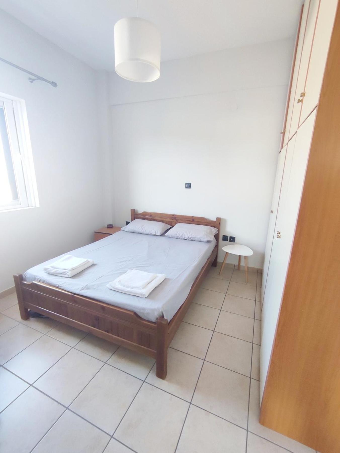 Peroulia Apartments Kómboi 외부 사진