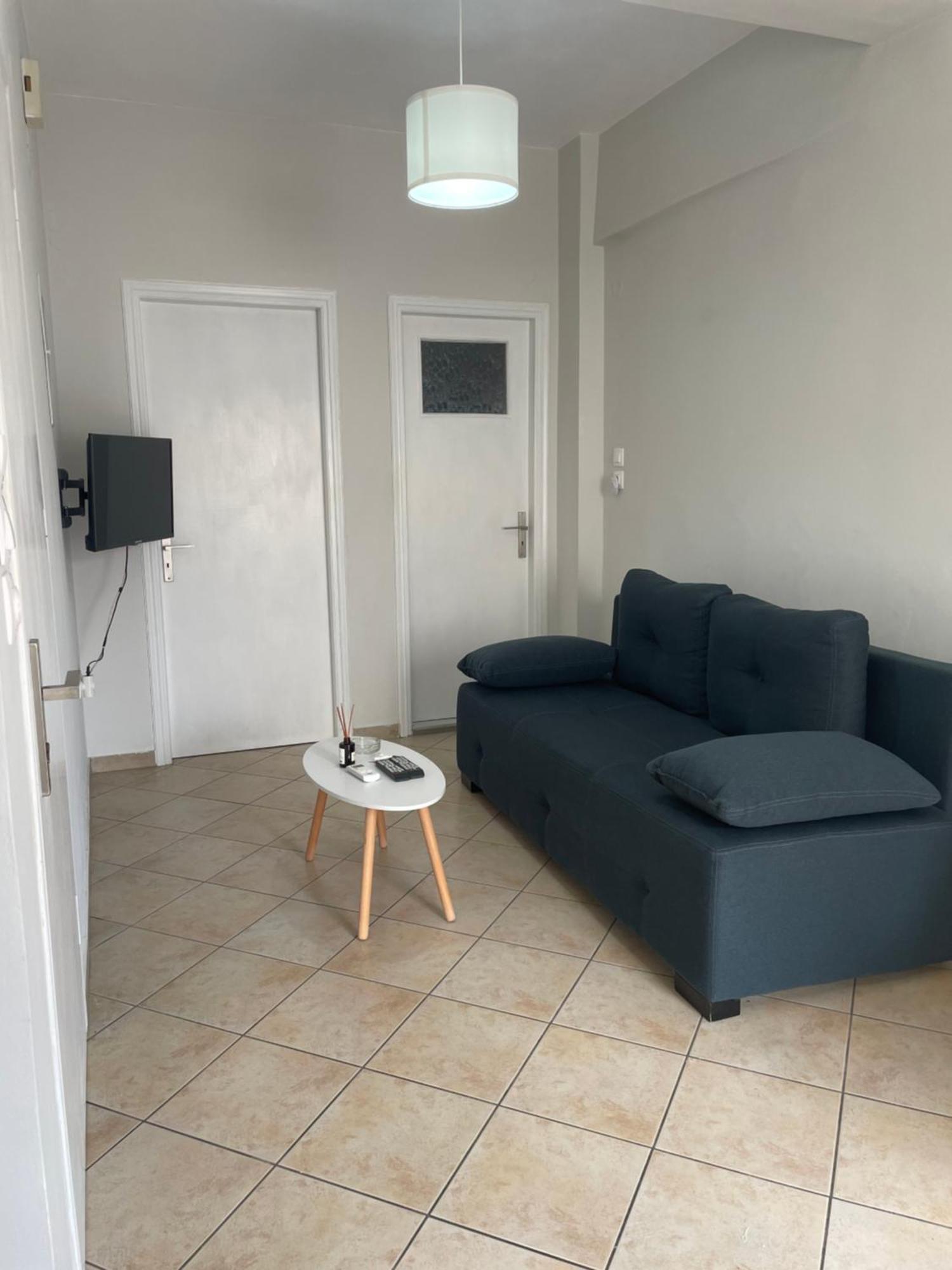Peroulia Apartments Kómboi 외부 사진